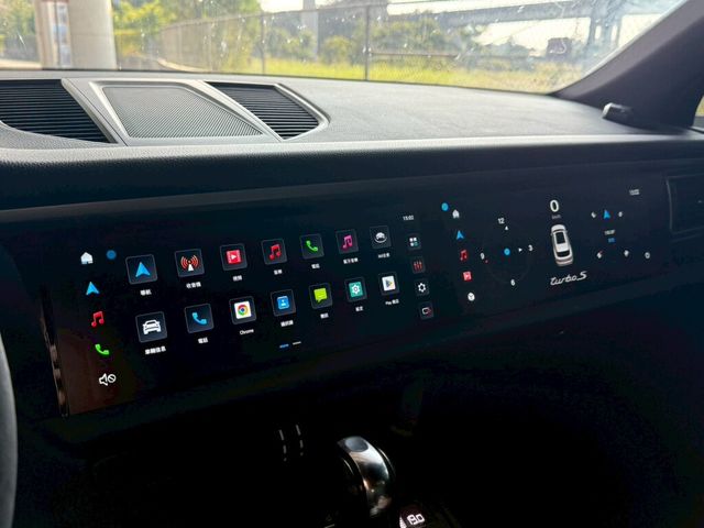 PORSCHE保時捷 MACAN  第10張相片