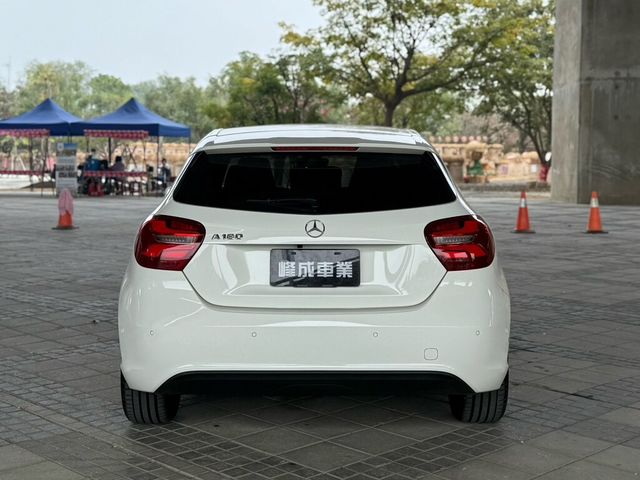 M-BENZ賓士 A180  第5張相片