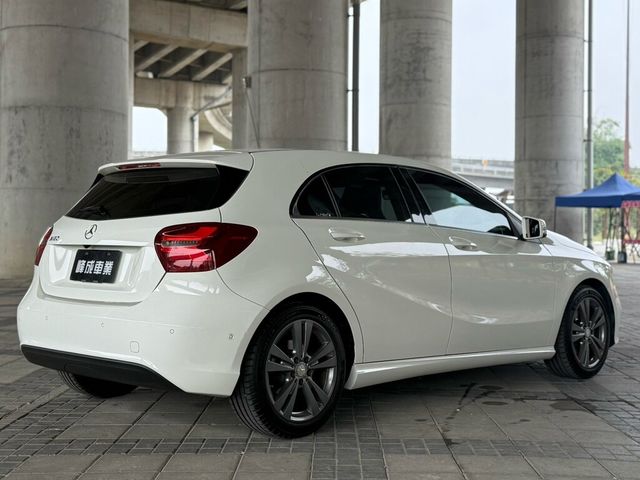 M-BENZ賓士 A180  第6張相片