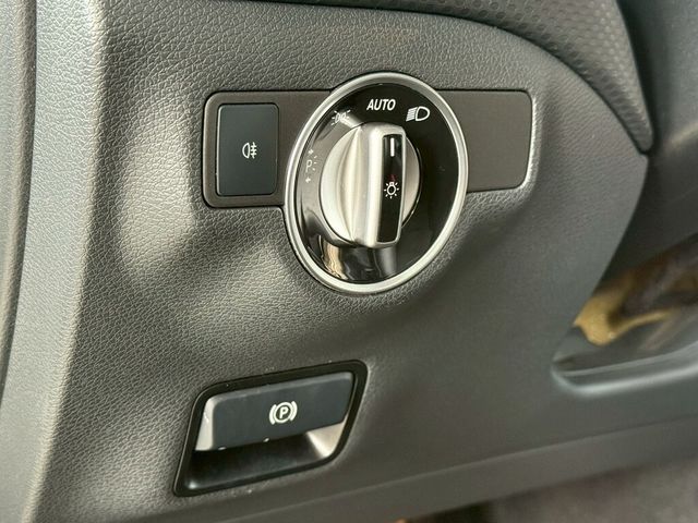 M-BENZ賓士 A180  第14張相片