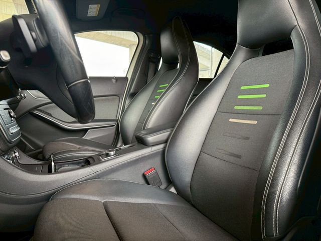 M-BENZ賓士 A180  第17張相片