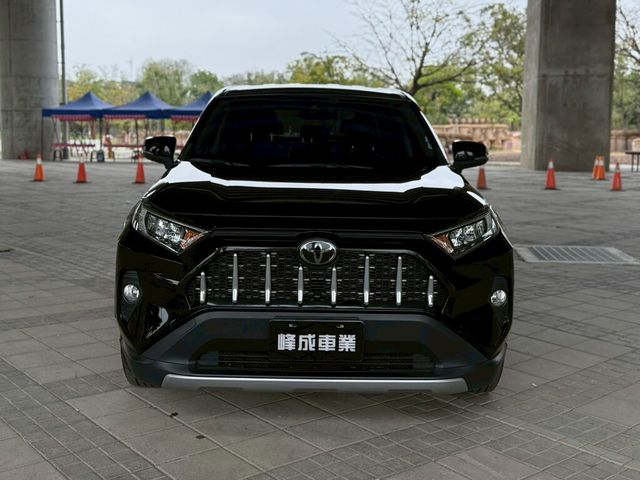 TOYOTA豐田 RAV4  第2張相片
