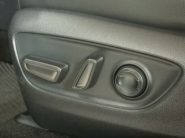 TOYOTA豐田 RAV4  第15張相片