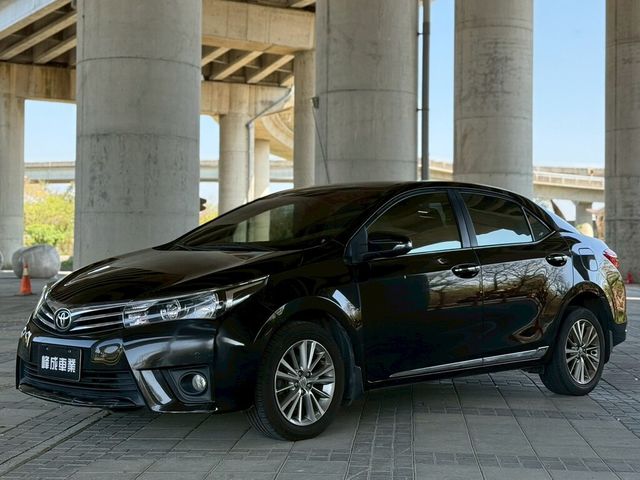 TOYOTA豐田 ALTIS  第1張相片