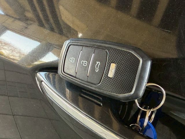 TOYOTA豐田 ALTIS  第18張相片