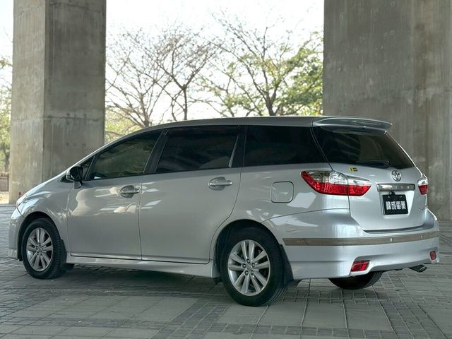 TOYOTA豐田 WISH  第4張相片