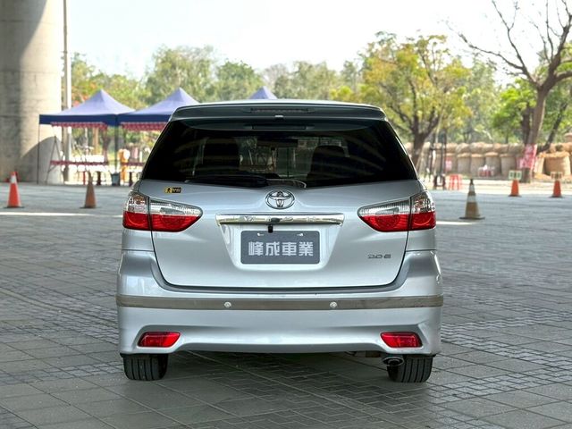 TOYOTA豐田 WISH  第5張相片