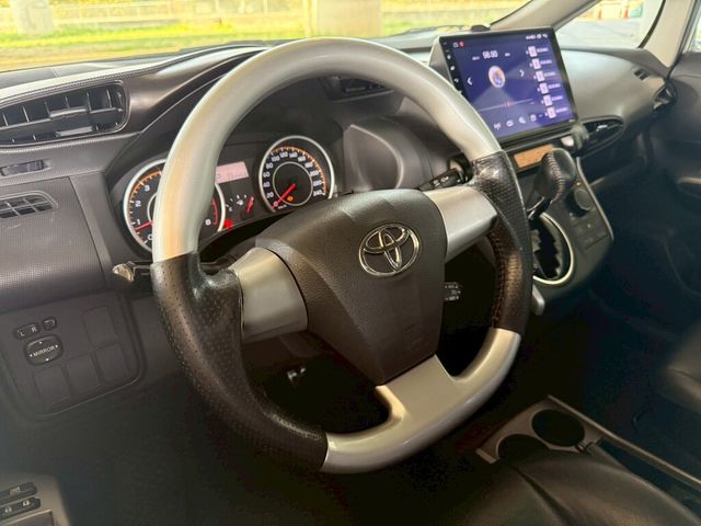 TOYOTA豐田 WISH  第7張相片