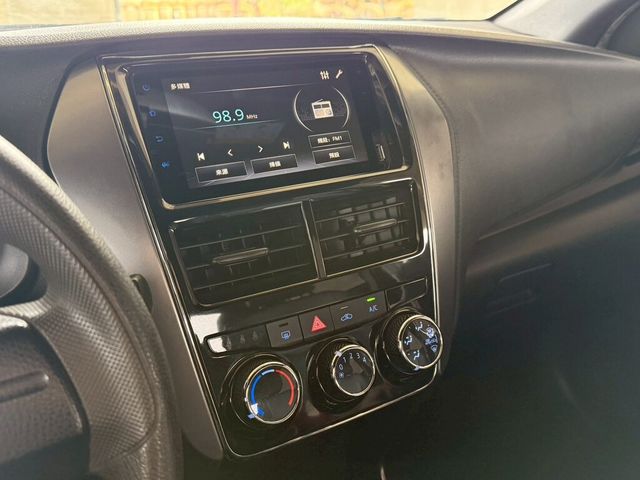 TOYOTA豐田 YARIS  第9張相片