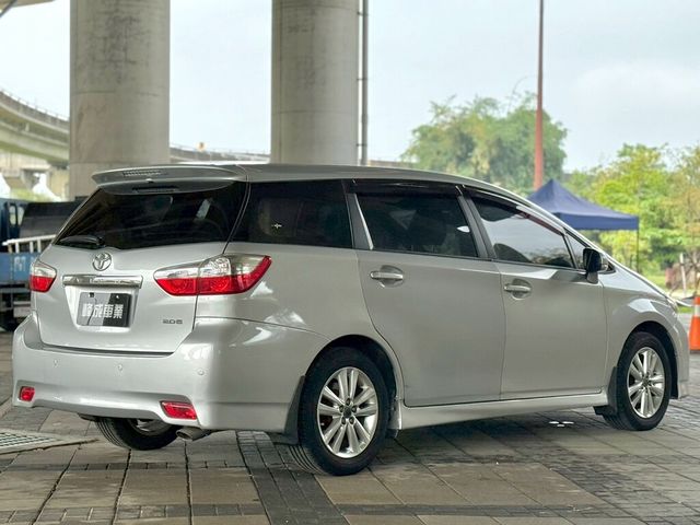 TOYOTA豐田 WISH  第4張相片