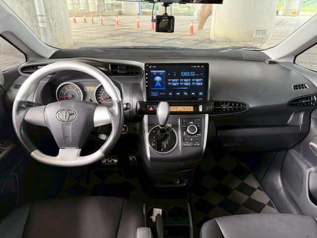 TOYOTA豐田 WISH  第16張相片