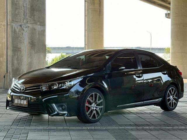 TOYOTA豐田 ALTIS  第1張相片