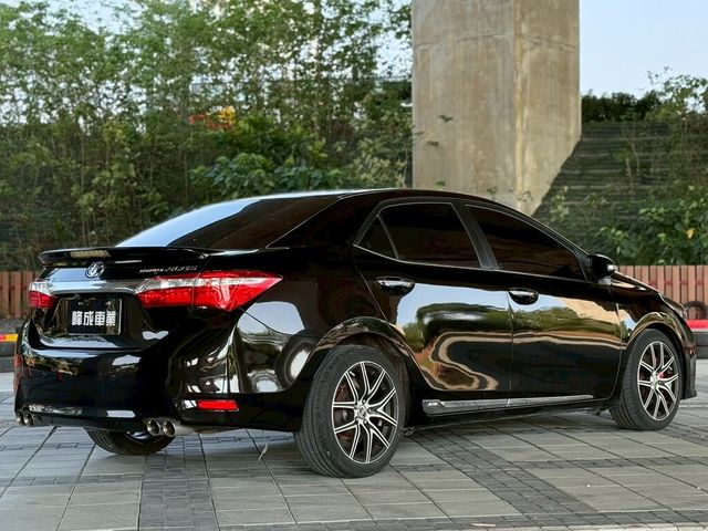 TOYOTA豐田 ALTIS  第6張相片