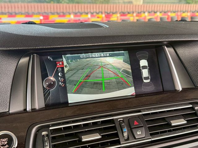 BMW寶馬 520  第10張相片