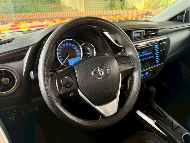 TOYOTA豐田 ALTIS  第7張相片