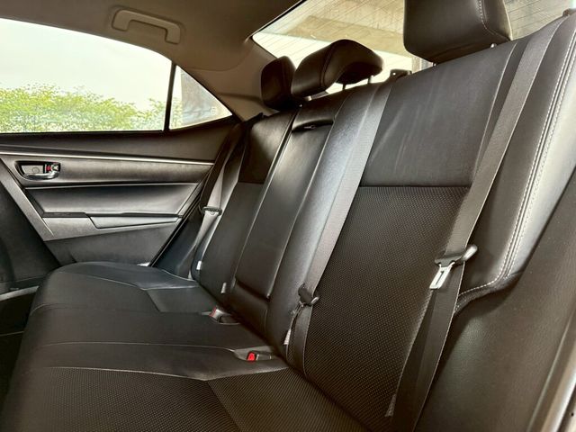 TOYOTA豐田 ALTIS  第15張相片