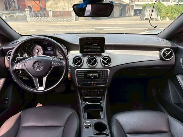 M-BENZ賓士 CLA250  第14張相片