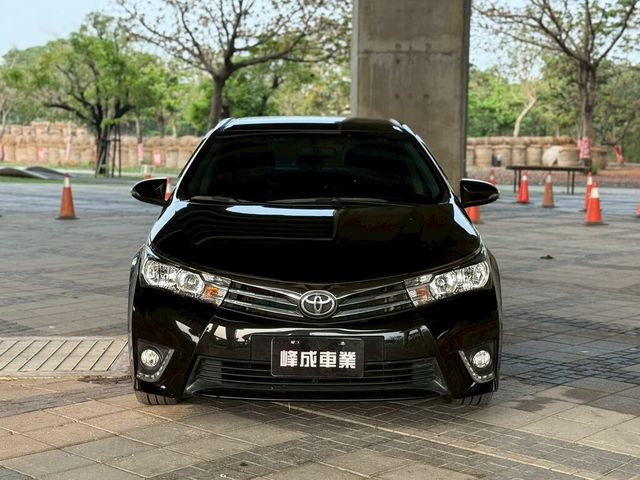 TOYOTA豐田 ALTIS  第2張相片