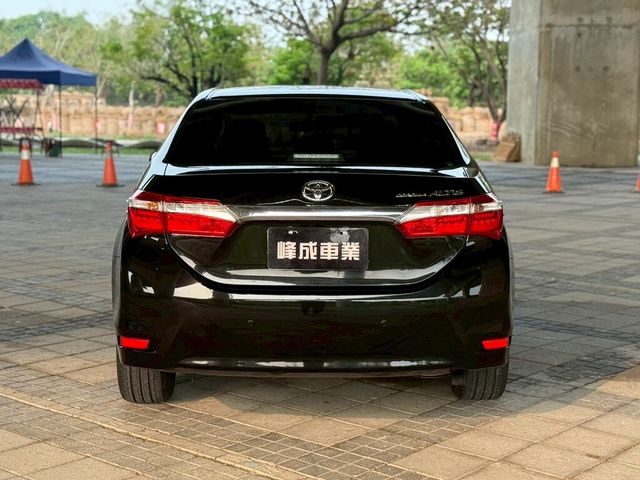 TOYOTA豐田 ALTIS  第5張相片