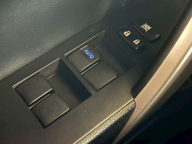 TOYOTA豐田 ALTIS  第12張相片