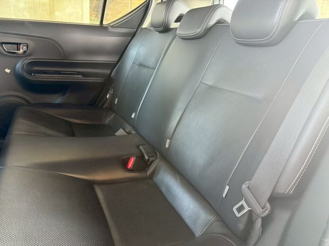 TOYOTA豐田 PRIUS C  第15張相片