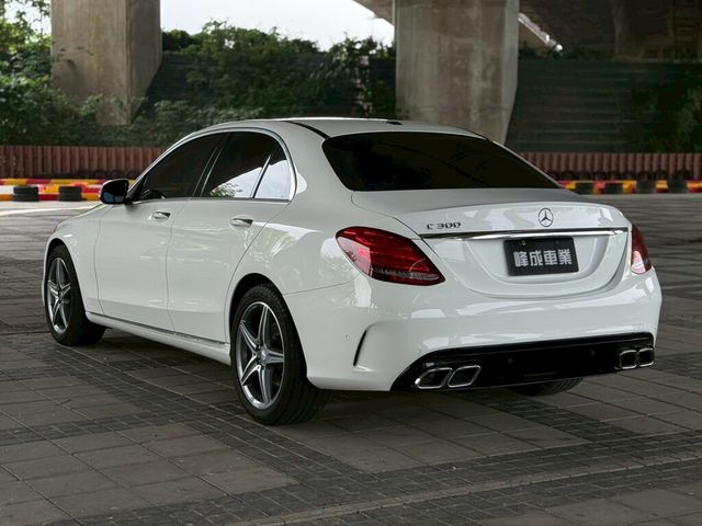 M-BENZ賓士 C300  第4張相片