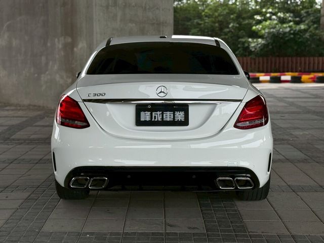 M-BENZ賓士 C300  第5張相片