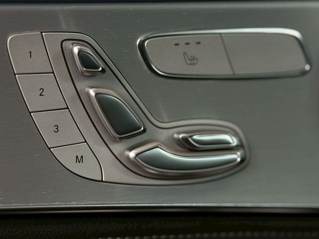 M-BENZ賓士 C300  第12張相片
