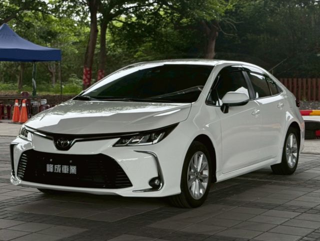 TOYOTA豐田 ALTIS  第1張相片