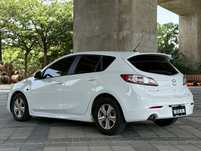 MAZDA馬自達 MAZDA 3  第4張相片