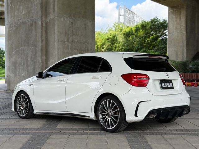 M-BENZ賓士 A180  第4張相片