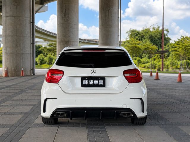 M-BENZ賓士 A180  第5張相片