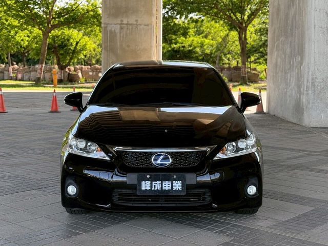 LEXUS凌志 CT200H  第2張相片