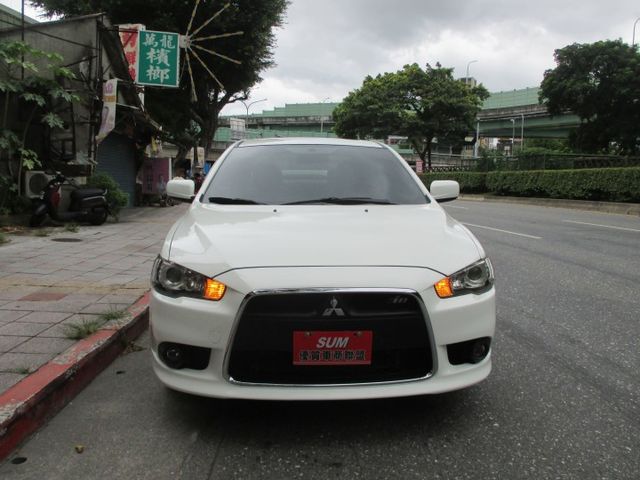 純一手車庫車.正IO版整台零事故整台原板件.整台原廠保養記錄6速手自排扭力大超車靈敏0頭款可交車  第2張相片