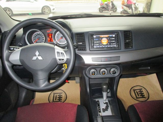 純一手車庫車.正IO版整台零事故整台原板件.整台原廠保養記錄6速手自排扭力大超車靈敏0頭款可交車  第5張相片