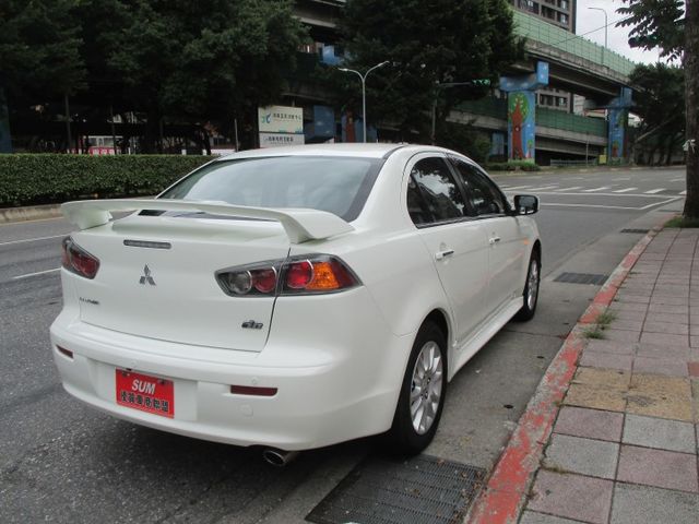 純一手車庫車.正IO版整台零事故整台原板件.整台原廠保養記錄6速手自排扭力大超車靈敏0頭款可交車  第7張相片