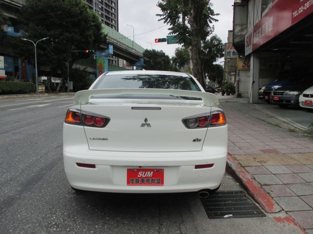 純一手車庫車.正IO版整台零事故整台原板件.整台原廠保養記錄6速手自排扭力大超車靈敏0頭款可交車  第8張相片