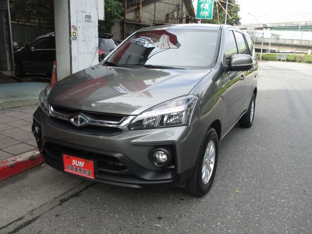 正港稀有純一手車庫車.頂級版整台零事故整台原板件.整台原廠保養記錄純載人購車再加贈原廠五大保固  第2張相片