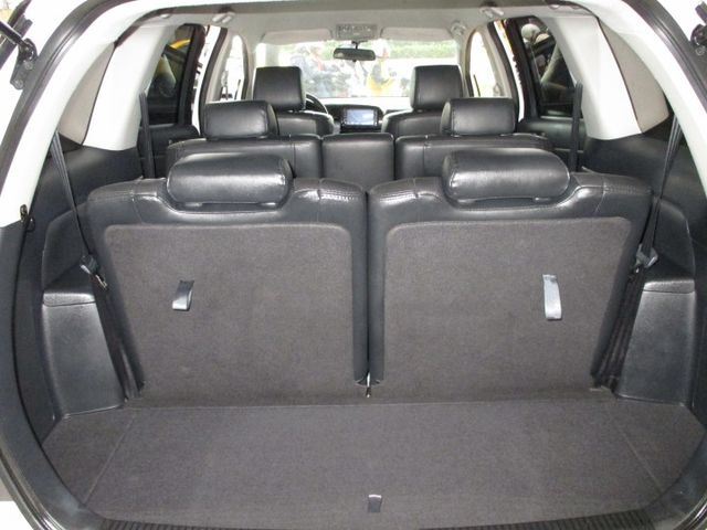 正港純一手車庫車.頂級版雙天窗保證不漏水電動座椅整台原板件底盤更是安靜無漏油阿公純載孫子上下課  第6張相片