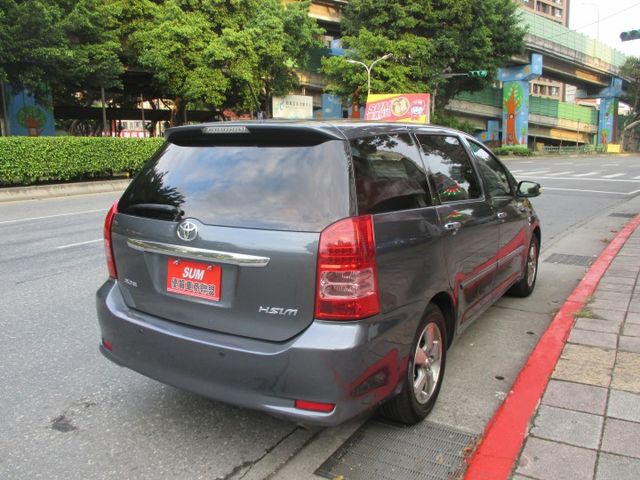 正港純一手車庫車.頂級版雙天窗保證不漏水電動座椅整台原板件底盤更是安靜無漏油阿公純載孫子上下課  第7張相片