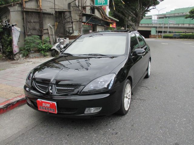 正港稀有純一手車庫車.1.6升6速手自排.桶型原廠跑車座椅.包覆性強.整台原板件小IO特式版  第2張相片