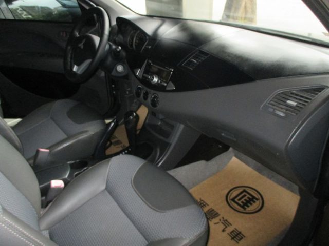 正三菱車系.純一手車庫車整台原板件零事故耐用耐超妥善率高.老董純載人不載貨.是您賺錢發大財的好夥伴  第5張相片