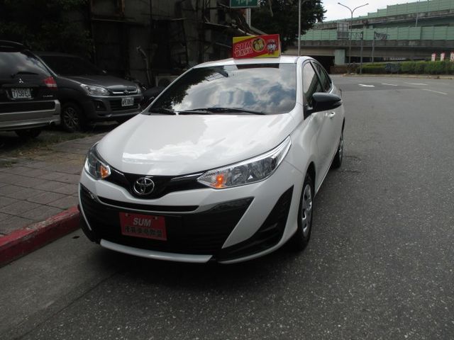 純一手車庫車.整台零事故整台原板件整台原廠保養記錄省油省稅金0頭款可交車  第3張相片