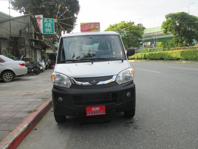 純一手車庫車.整台零事故整台原板件整台原廠保養記錄.正時皮帶套件剛換.剛做完大保養.購車再加贈五大保固  第2張相片