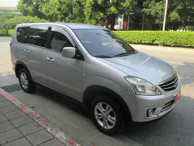 純一手車庫車.整台零事故整台原板件純三菱進口變速箱妥善率高維修便宜耐操耐用.購車再加贈原廠五大保固  第1張相片