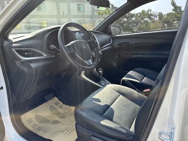 TOYOTA豐田 YARIS  第9張相片