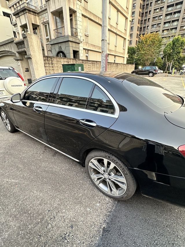 M-BENZ賓士 C300  第2張相片
