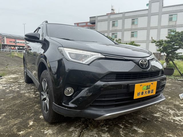 TOYOTA豐田 RAV4  第3張相片