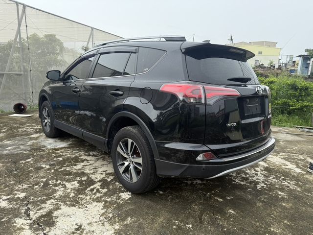 TOYOTA豐田 RAV4  第4張相片