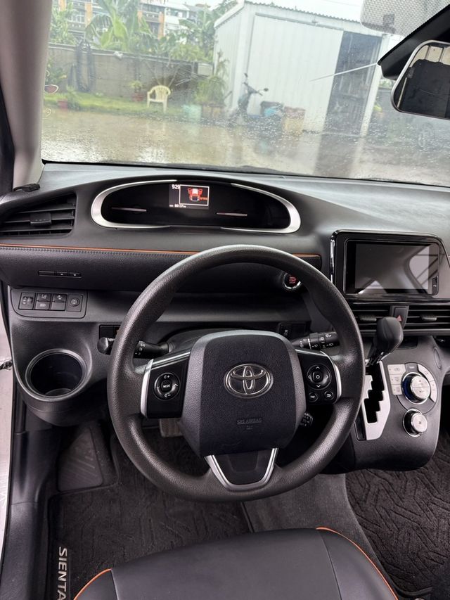 TOYOTA豐田 SIENTA  第9張相片